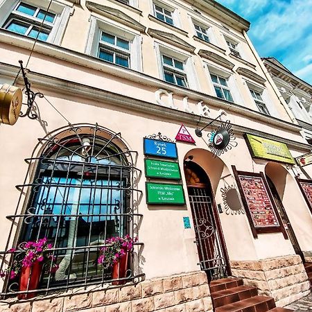 Schronisko Mlodziezowe Ptsm "Alko" Hostel Жешов Екстериор снимка