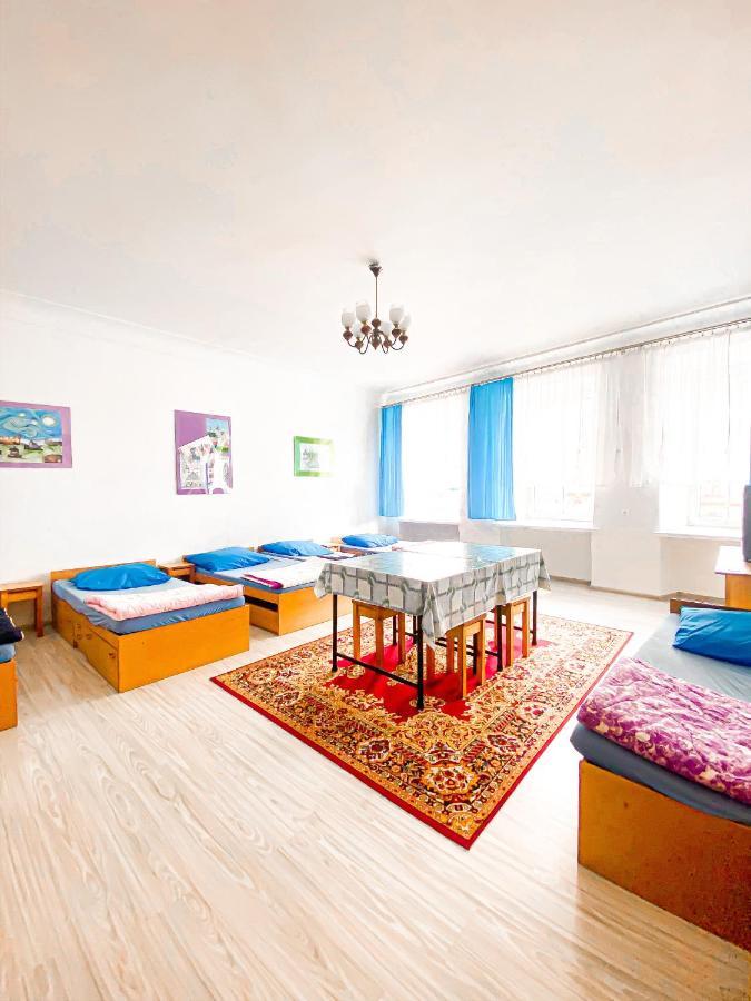 Schronisko Mlodziezowe Ptsm "Alko" Hostel Жешов Екстериор снимка